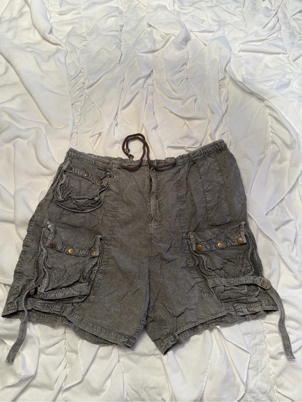 COOL & FUNKY! Free People Gray Cargo Shorts with Utility Pockets
